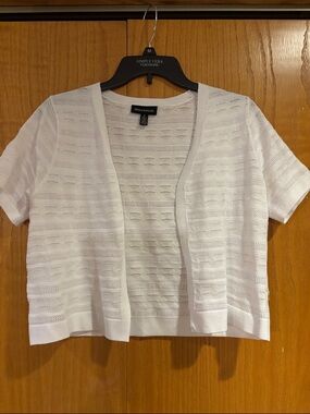 NINALEONARD, white cardigan sweater, small